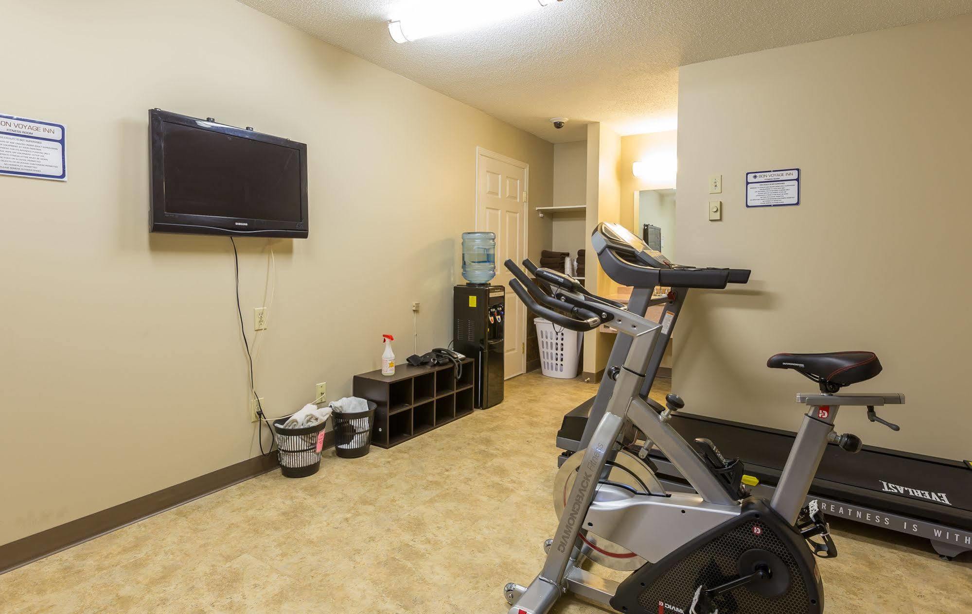 Bon Voyage Inn Prince George Bagian luar foto